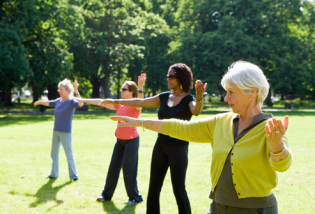 tai_chi-in-park